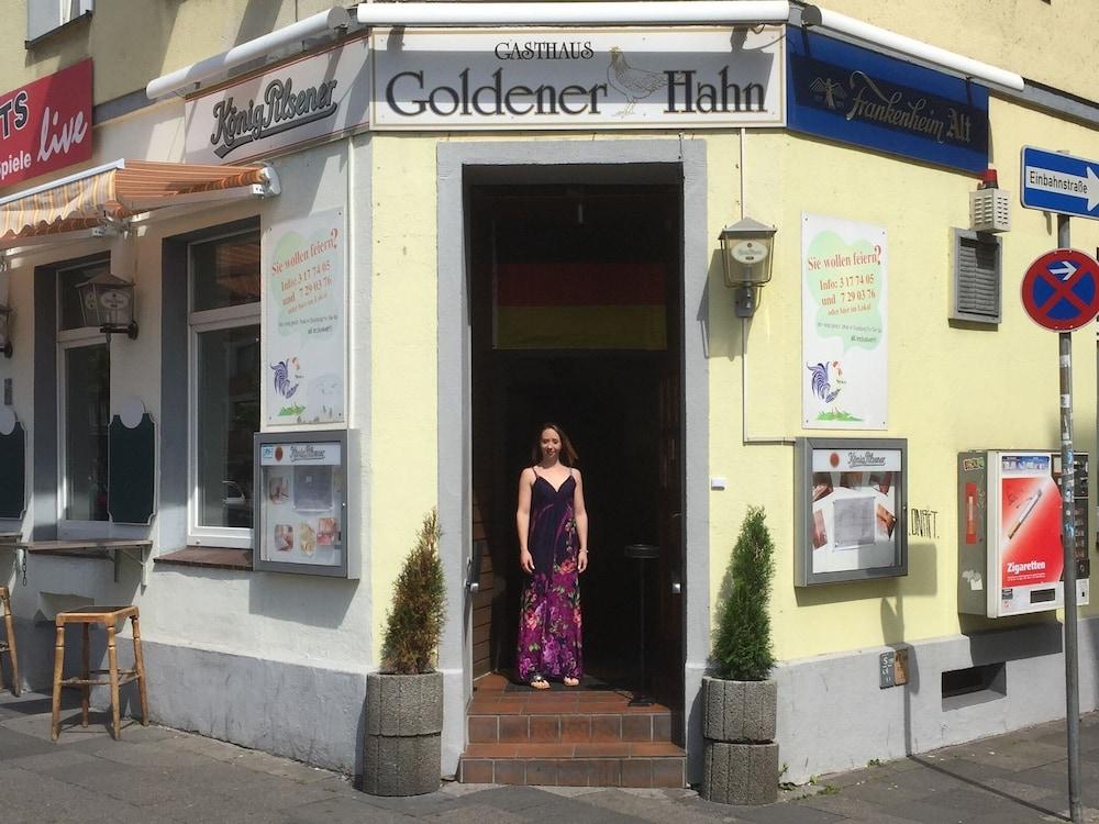 Hotel Goldener Hahn Duisburg Exterior photo